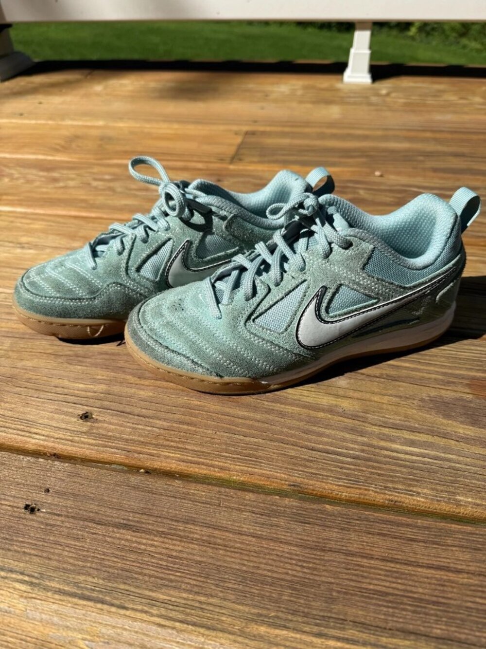 Nike Gato Big Kids Boy Size 3Y